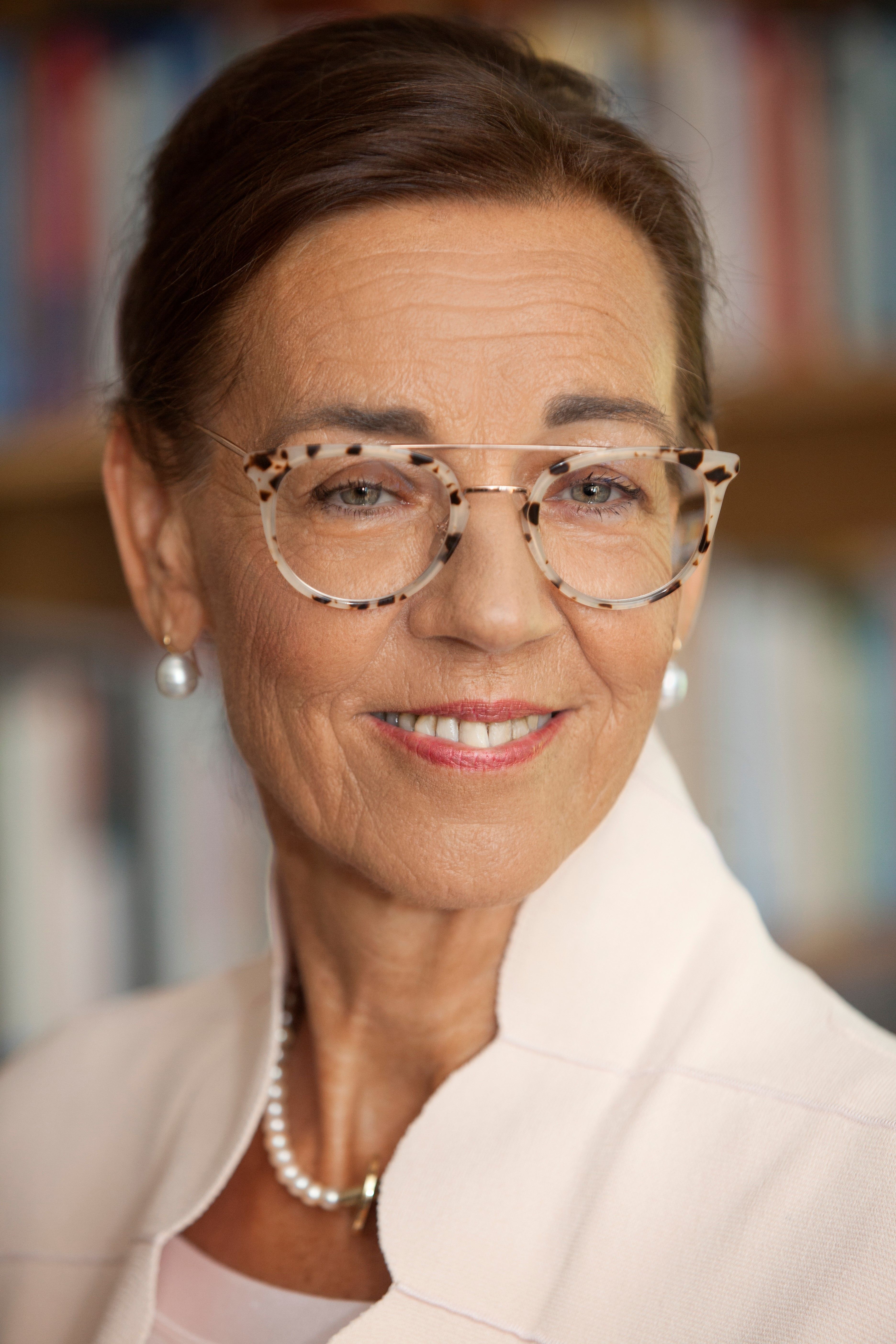 Portrait von Dr. Eva Maria Waibel