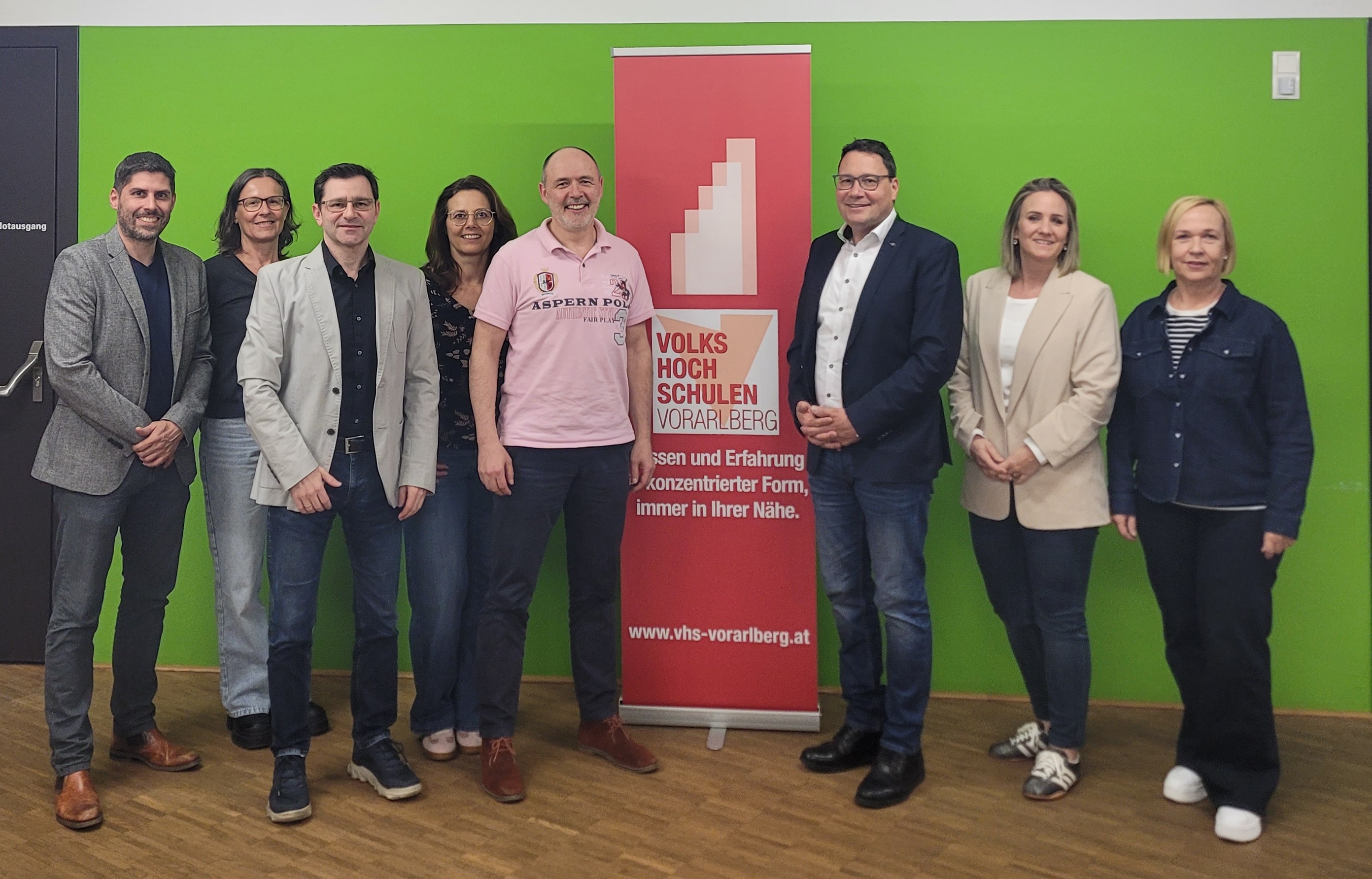 Öffnet die Seite 'Neuwahlen Vorarlberger Volkshochschulen'