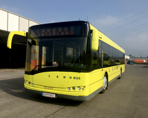 Öffnet die Seite 'Anreise mit öffentlichen Verkehrsmitteln'