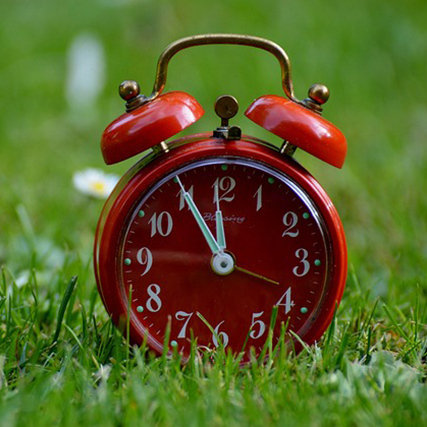 Öffnet die Seite 'Geänderte Öffnungszeiten'